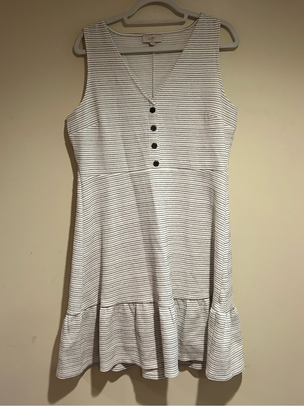 LOFT Outlet Sleeveless Black and White Dress Sz Lg